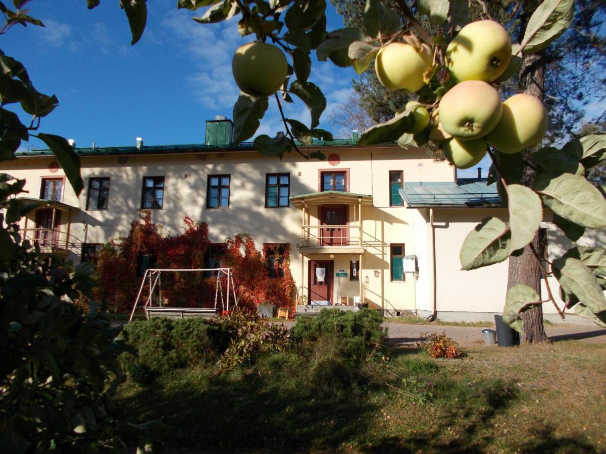 Mummolan Majoitus Hotel Uusikyla Exterior photo